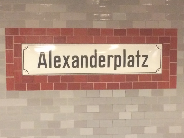 Die Großstadt als Ort des Widerstands – am Beispiel von Hans Falladas „Jeder stirbt für sich&nbsp;allein“.